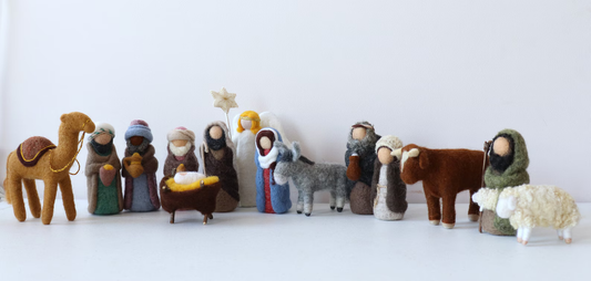 Felted Nativity set 16 Pieces